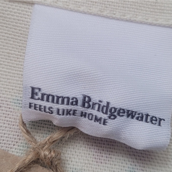 Emma Bridgewater Christmas Table Runner - Picture 10 of 11